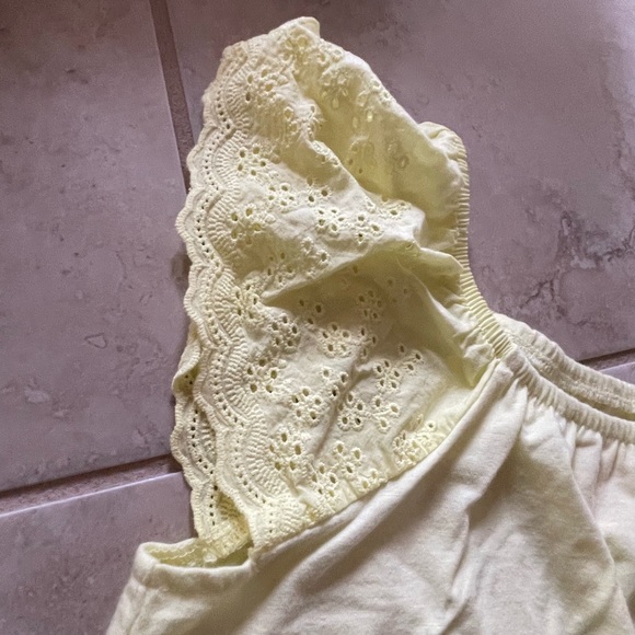 Cat & Jack Yellow Ruffled Blouse - Picture 2 of 3